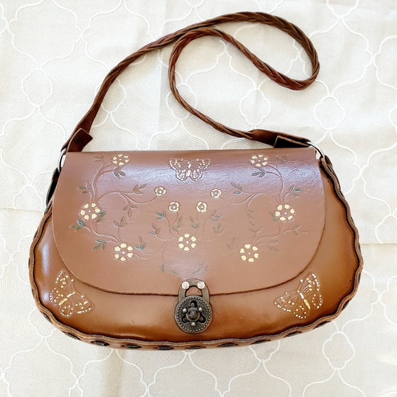 boutique Handbags - Rare Vintage hand tooled leather handbag